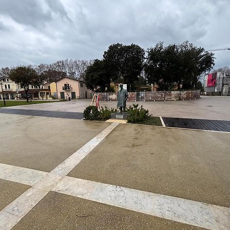 Villa Casa Ceragioli à Viareggio Extérieur photo