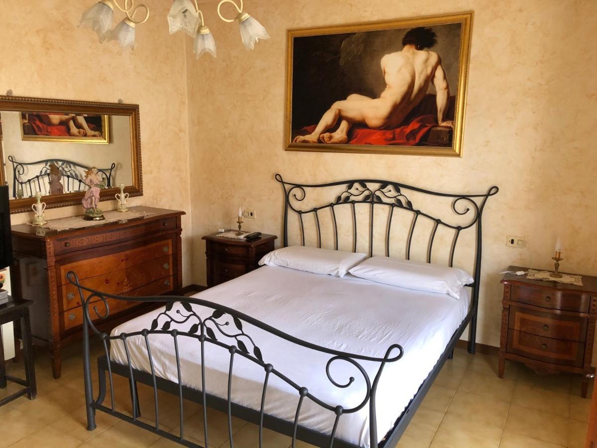 Villa Casa Ceragioli à Viareggio Extérieur photo
