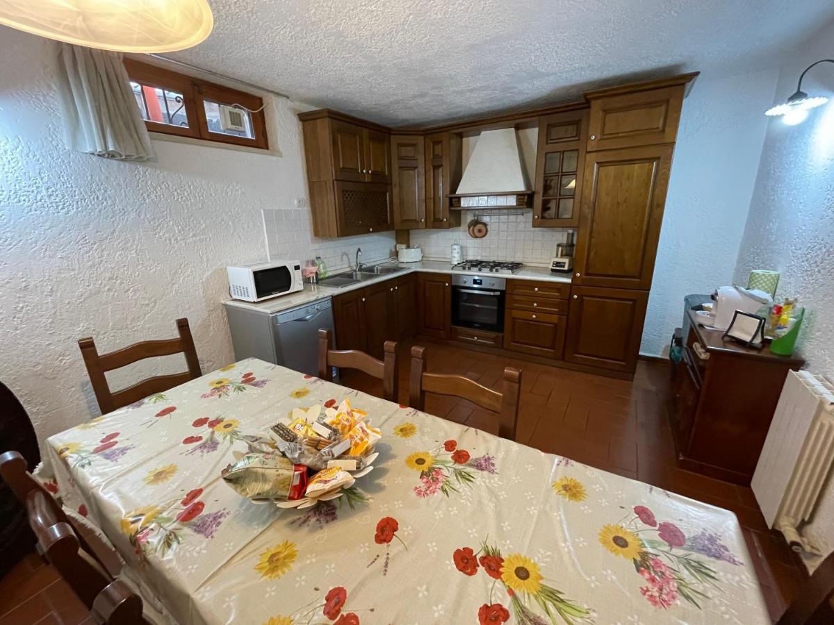 Villa Casa Ceragioli à Viareggio Extérieur photo