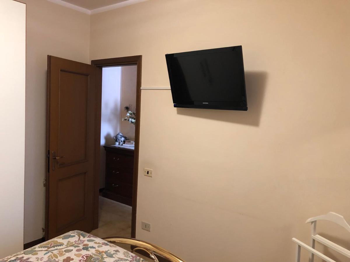 Villa Casa Ceragioli à Viareggio Extérieur photo